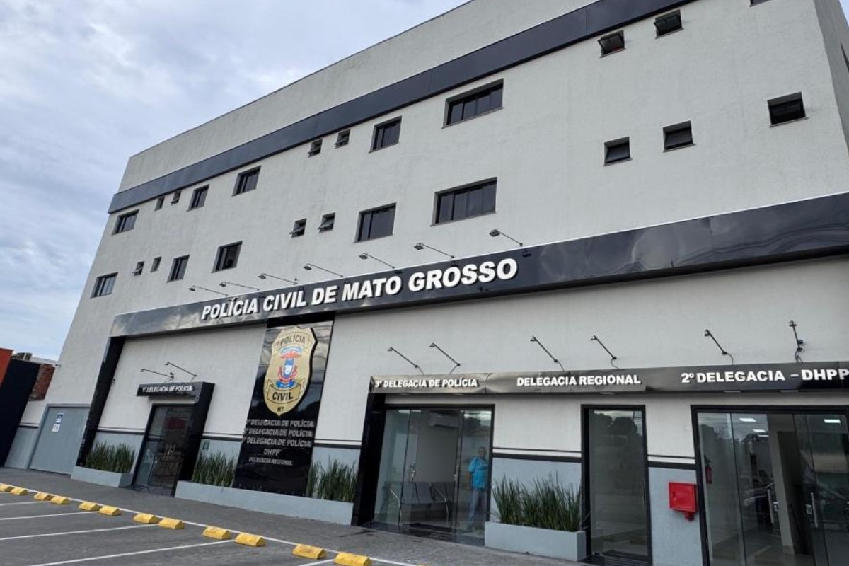 Mães são presas por abandono de incapaz após deixarem 6 filhos sozinhos em casa em MT 
