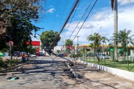 Acidentes de trânsito com batida em postes deixam mais de 57 mil consumidores sem energia em MT em 2025