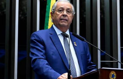 Jayme Campos defende "prioridade absoluta" para segurança pública e propõe atualização do teto do MEI