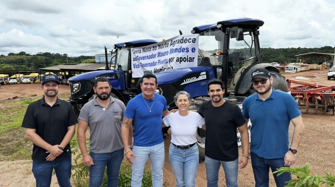 Deputado garante tratores para a agricultura familiar e recursos para equipamentos da saúde