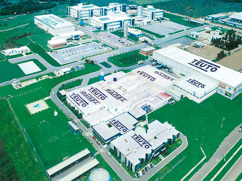 Laboratório Teuto atinge marca histórica de mais de mil dias sem acidentes com afastamento em setor de compressão de sólidos