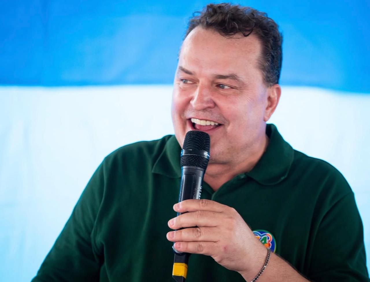 "Ela não entrega apenas casas, ela transforma vidas", afirma Max Russi ao elogiar Virginia Mendes