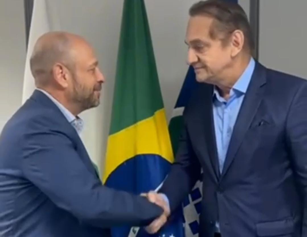 Com atraso no pagamento, Wilson Santos articula liberação do Seguro-Defeso com INSS em Brasília