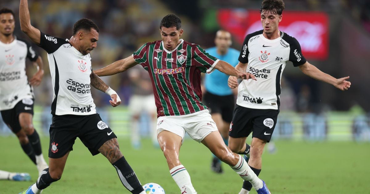 Em momentos opostos, Corinthians e Fluminense medem forças pelo Brasileiro