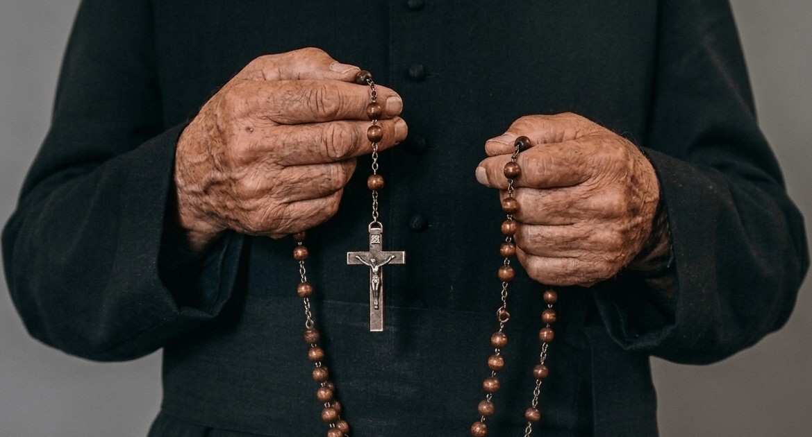 Iser/Quaest: oito em cada dez religiosos rejeitam política em igrejas