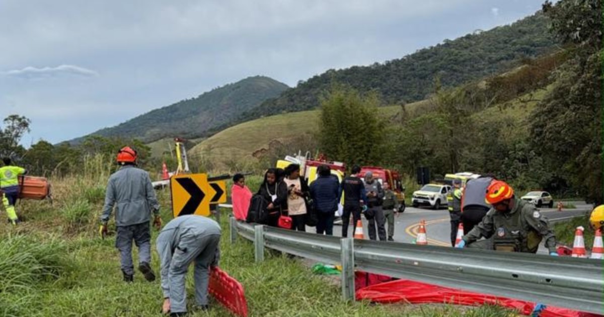 SP: ônibus fretado que caiu em ribanceira não tinha cadastro na ANTT