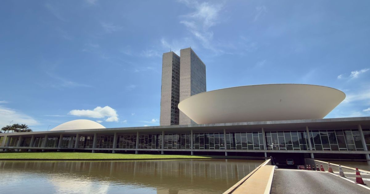 Em meio à crise do STF, Congresso acumula 84 propostas de mudanças na Corte