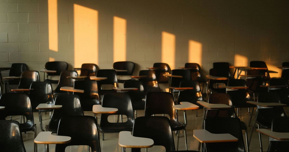 Pé-de-meia começa a pagar parcelas de setembro esta segunda-feira (21)