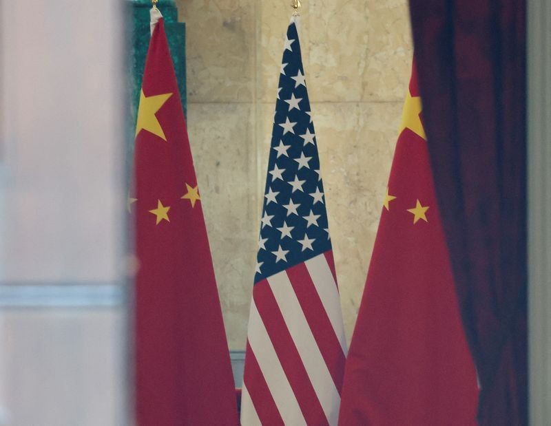 Bessent propõe notificações de segurança de IA entre EUA e China
