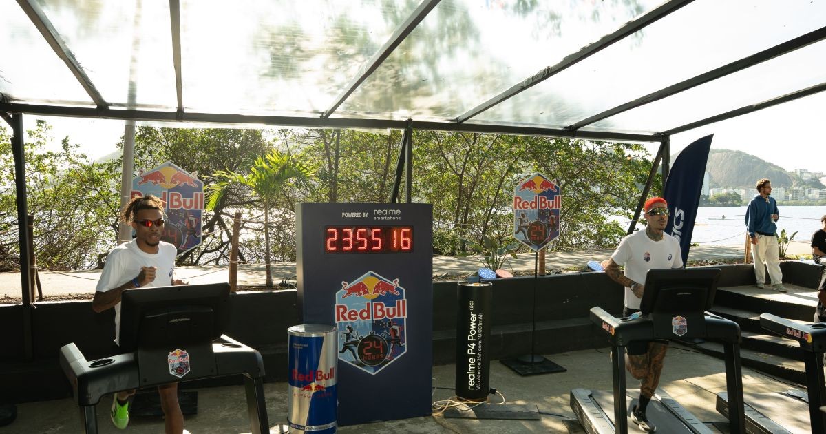 Ultramaratona de revezamento em esteiras faz sucesso no Rio de Janeiro