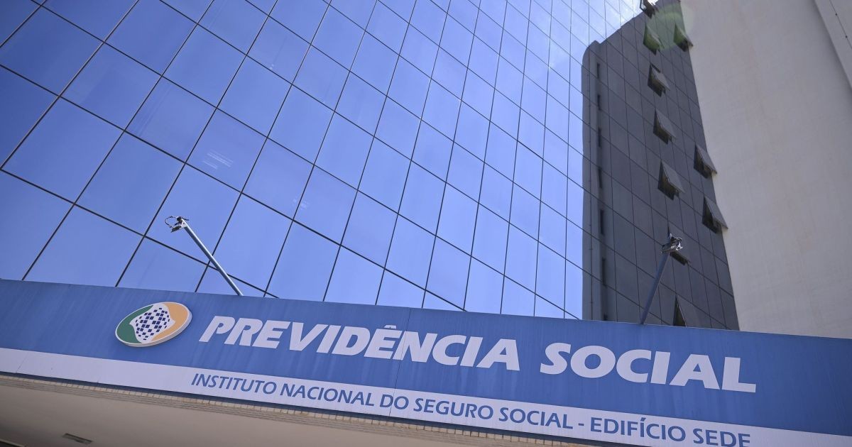 Justiça libera R$ 2,68 bilhões para aposentados e pensionistas do INSS