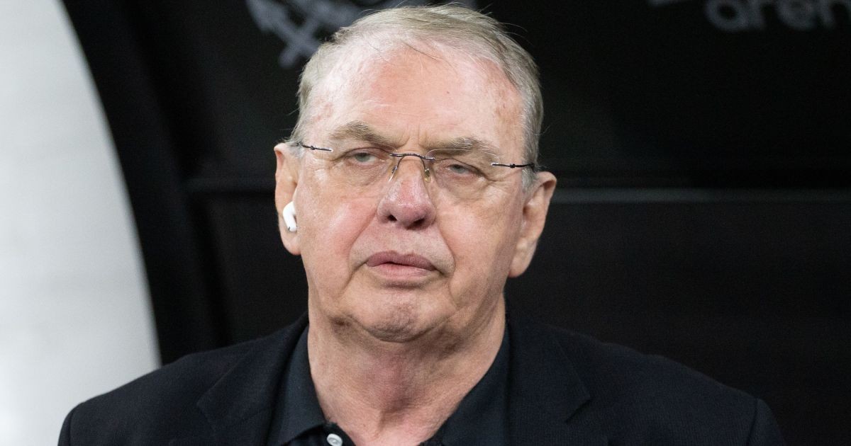 Corinthians atrasa direitos de imagem de agosto e amplia dívidas com elenco