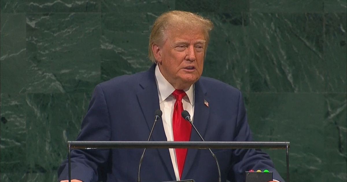 Trump diz que pode usar poderio militar para garantir interesses dos EUA
