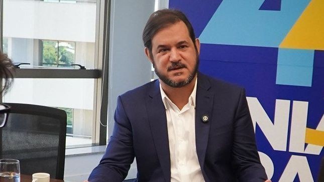 TRE-RJ libera candidatura de Rueda por unanimidade