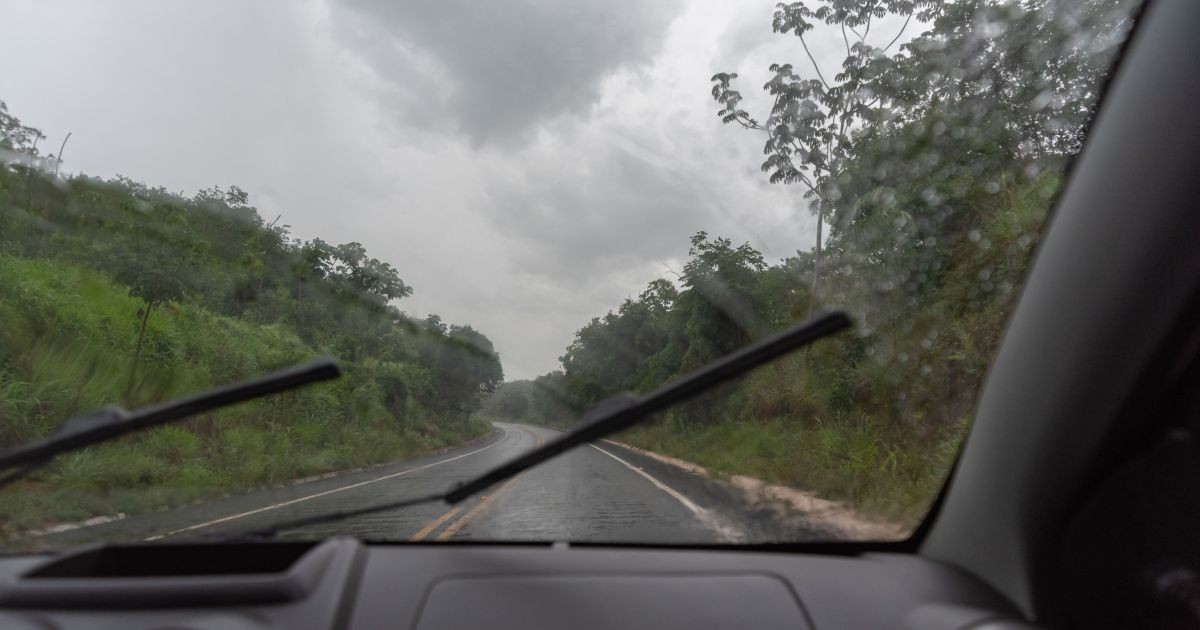 Chuva e mudança de clima: confira 6 itens para revisar no seu carro