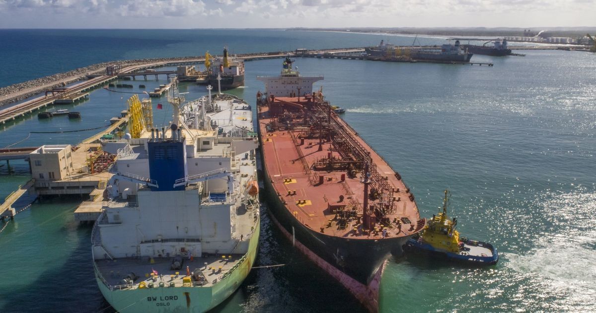 Suape registra maior movimentação mensal da história em agosto