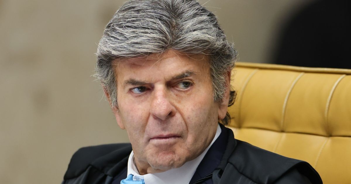 Fux dá 10 dias para Senado explicar acesso de Vorcaro e Viviane Moraes