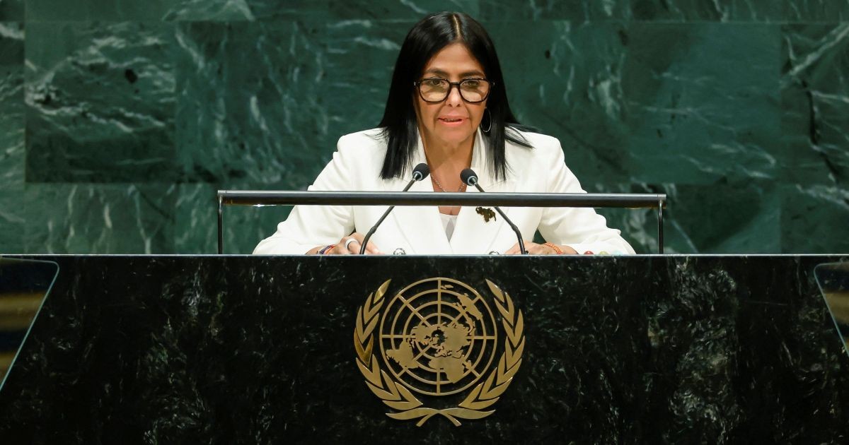 Na ONU, Delcy ignora Maduro, acena a Trump e promete eleições na Venezuela