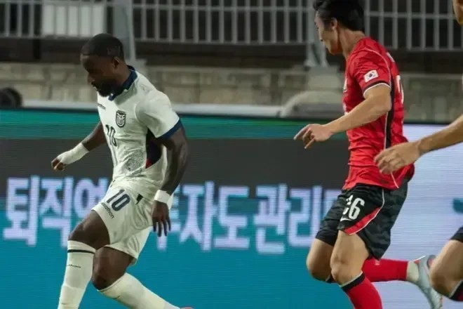 Equador é goleado pela Coreia do Sul em estreia de Gallardo