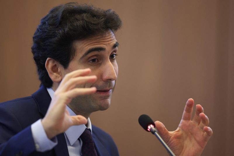 Galípolo confirma intimação para depor na PF sobre caso Master