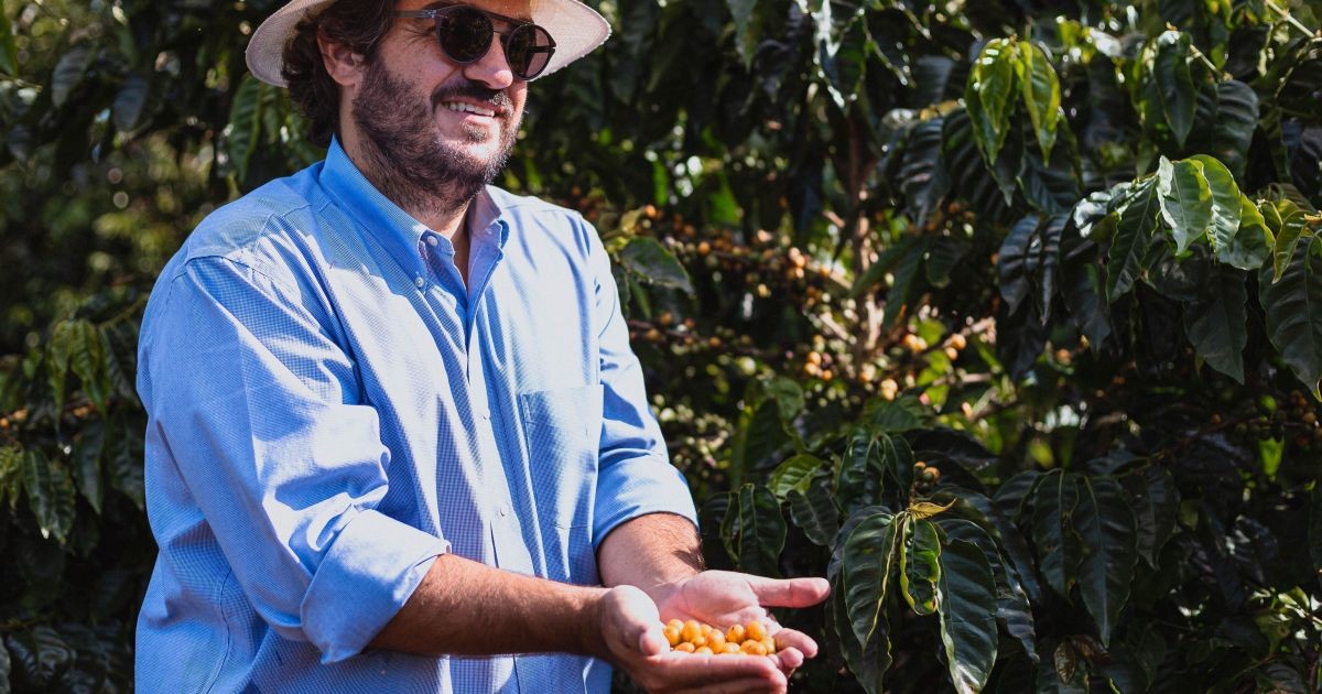 Café à vontade é receita de empresário para atrair novos consumidores