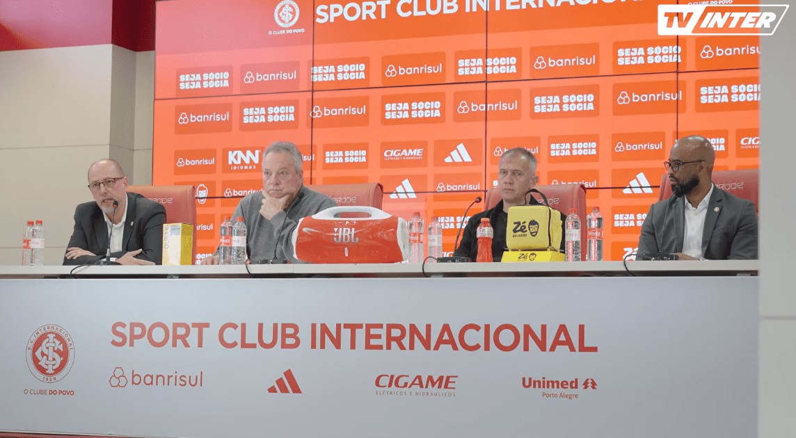Abel Braga anuncia promoção para Inter x Corinthians e apoio a Baptista