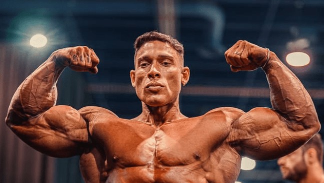 Mr. Olympia: Ramon Dino mostra o shape antes de subir ao palco; veja