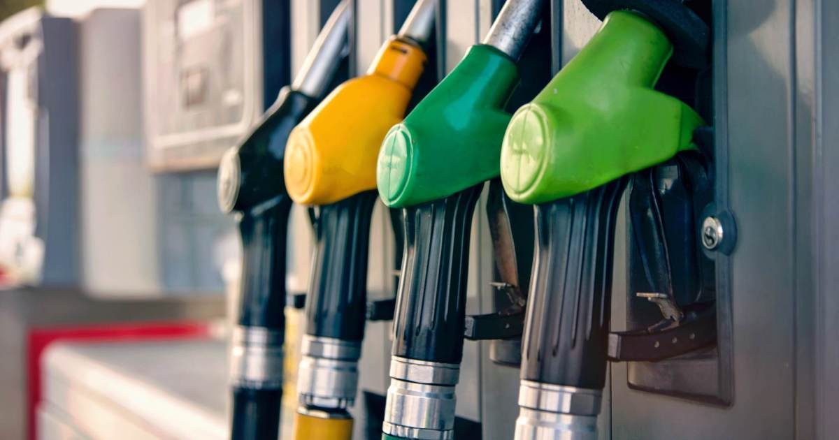 Governo prorroga subvenção ao diesel em R$ 2,12 por litro por 30 dias