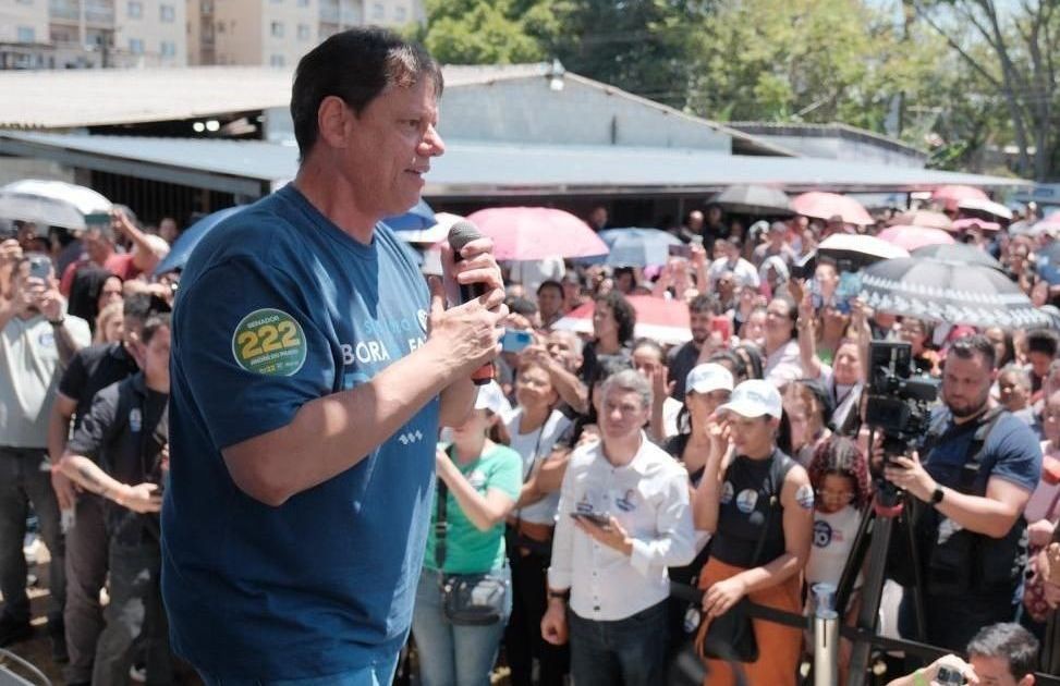 “É oportunismo eleitoral”, diz Tarcísio sobre a proibição das bets
