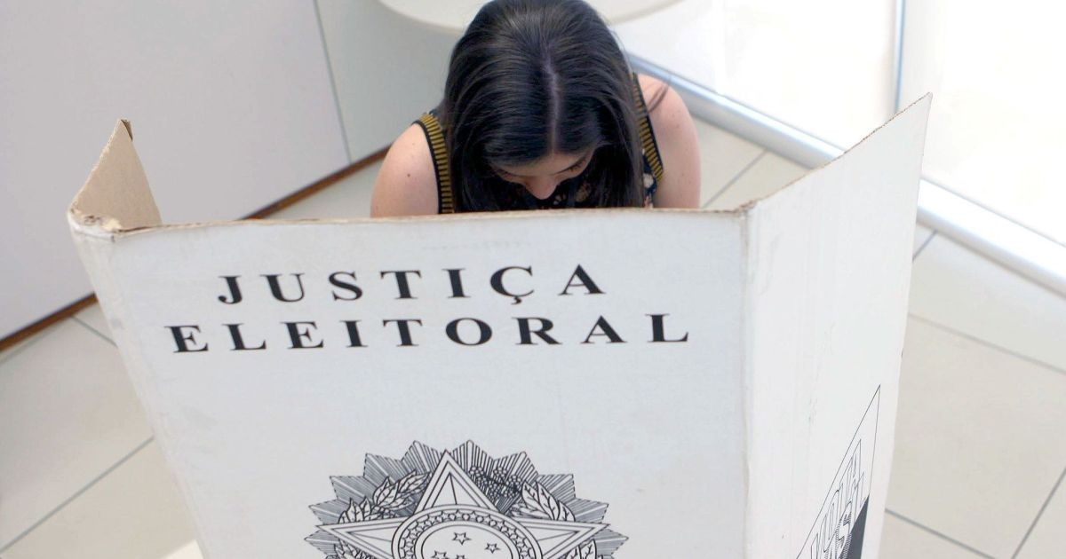 Que horas começa e termina a votação em cada estado?