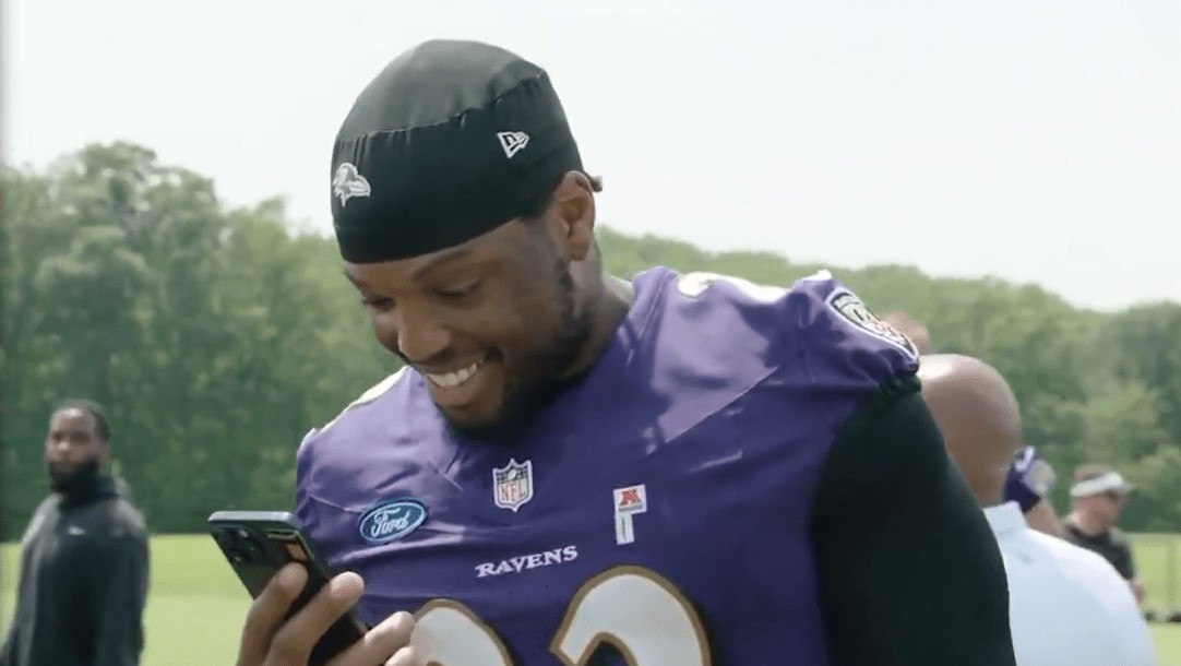 Astro da NFL cita Pelé antes do Rio Game: “Não sei se estou no nível dele”