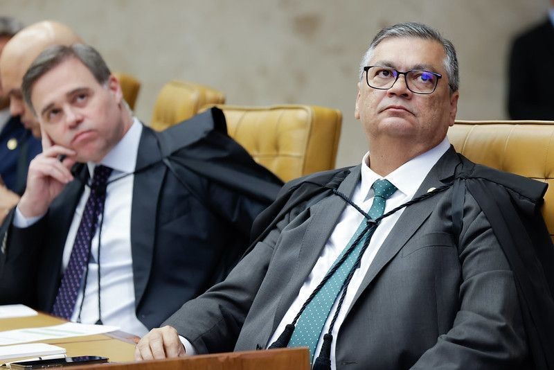 Dino cassa decisão de Mendonça e libera post de ator sobre Nossa Senhora