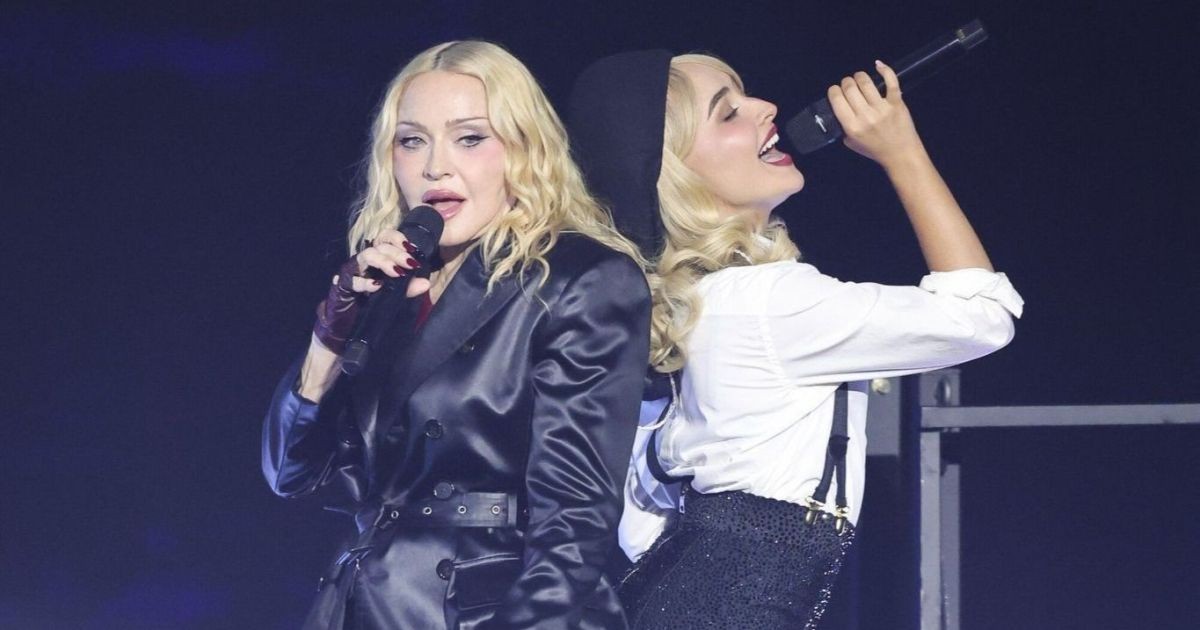Madonna volta ao palco do VMA 23 anos depois com Sabrina e Charli