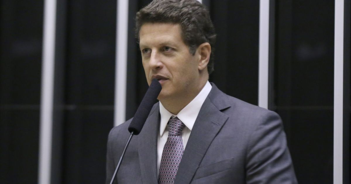 Ricardo Salles desiste da candidatura ao Senado para apoiar Derrite e André