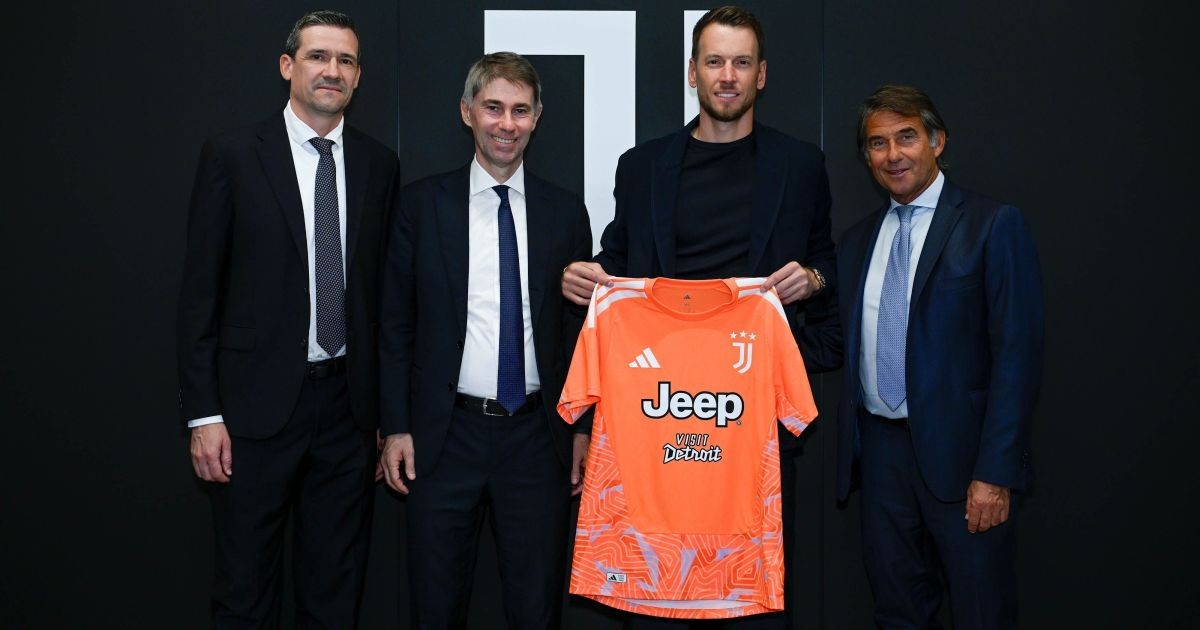Juventus anuncia ex-Botafogo Neto com contrato até junho de 2027