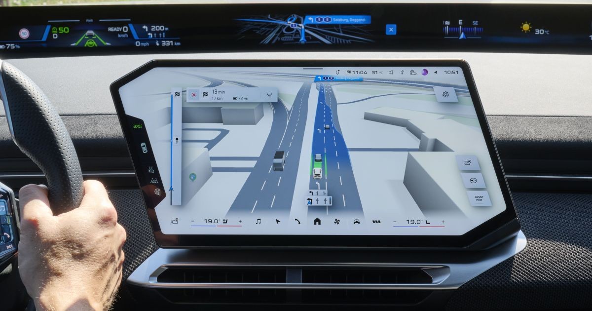BMW une direção autônoma e mapa 3D em nova interface multimídia