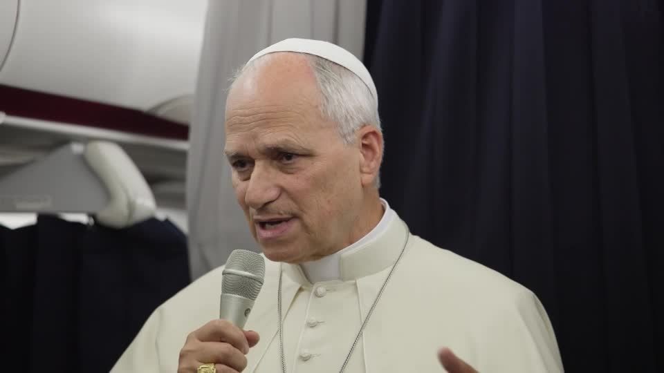 Papa Leão XIV critica gastos militares em guerras em andamento