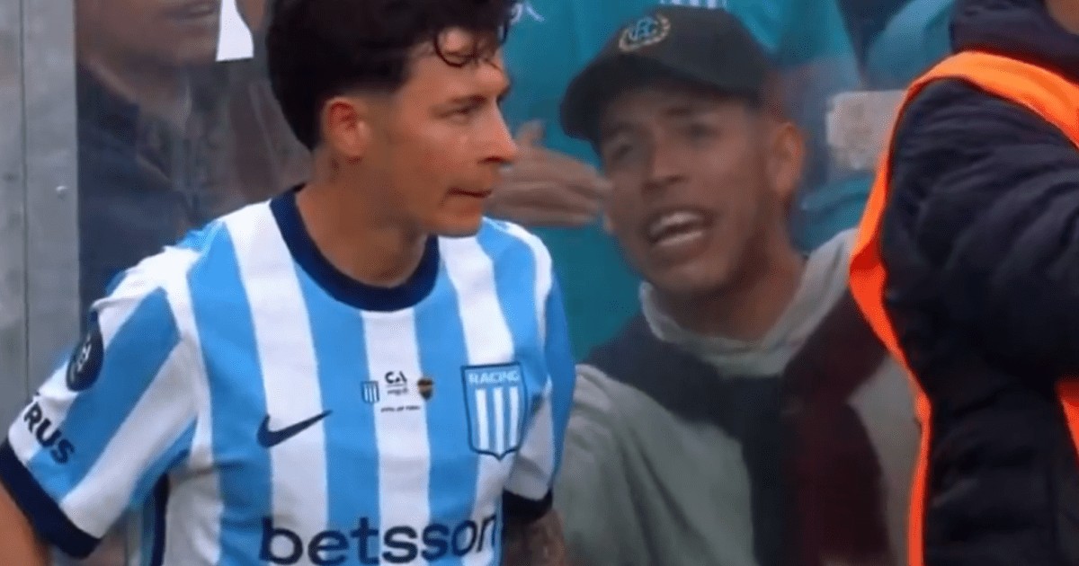 Jogador do Racing faz gol olímpico após “dica” de torcedor no escanteio