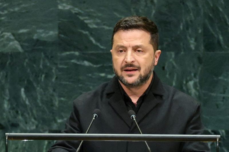 Zelensky alerta para envio de 10 mil soldados da Coreia do Norte à Rússia