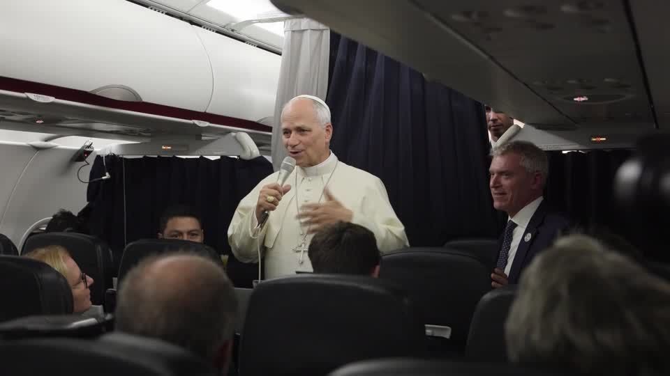 Papa Leão diz que extrema-direita não é expressão autêntica do cristianismo
