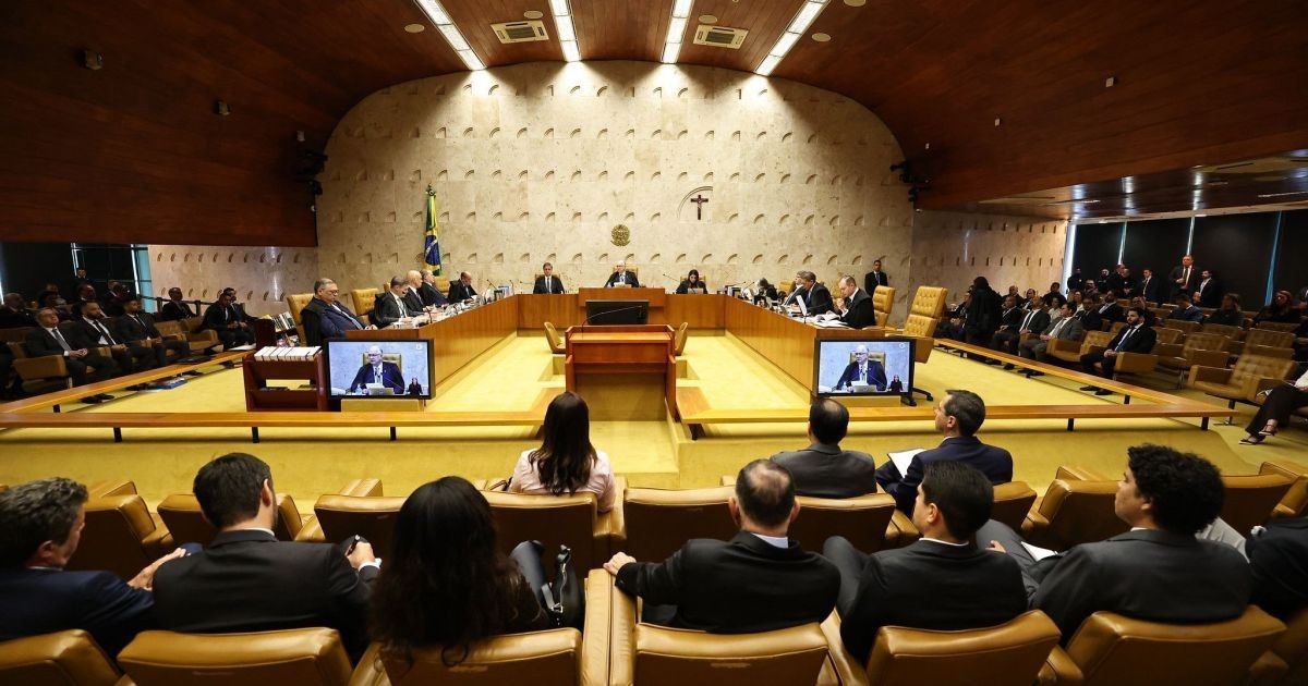 Ministros tomam decisões de olho nas repercussões eleitorais, diz Eurasia