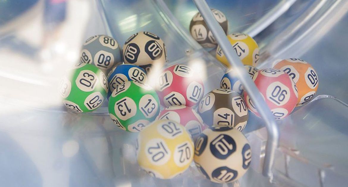 Lotofácil 3791: Aposta fatura R$ 1,6 milhão; Quina e Lotomania acumulam