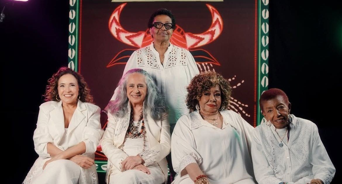 Bethânia, Alcione, Leci e Daniela Mercury gravam samba da Mangueira de 2027
