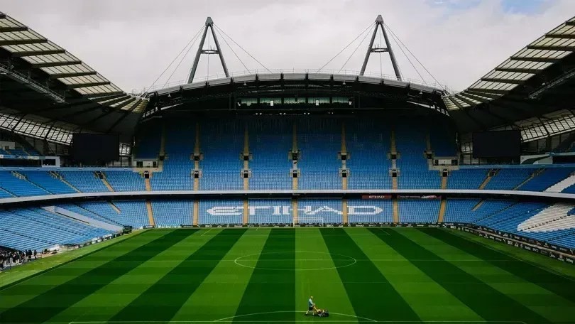 CEO do Manchester City defende clube de acusações: “Teoria da conspiração”