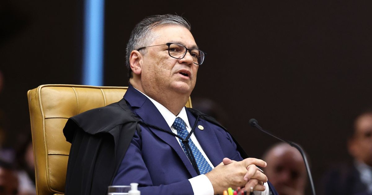 Dino pede a Fachin que CNJ apure precatórios e cobre devolução ao Tesouro
