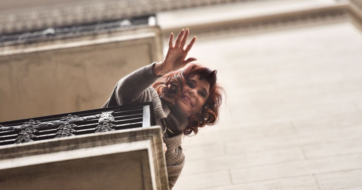 Defesa de Cristina Kirchner contesta condenação por corrupção na ONU