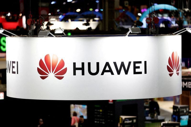 DeepSeek e Huawei firmam parceria para rivalizar com a Nvidia