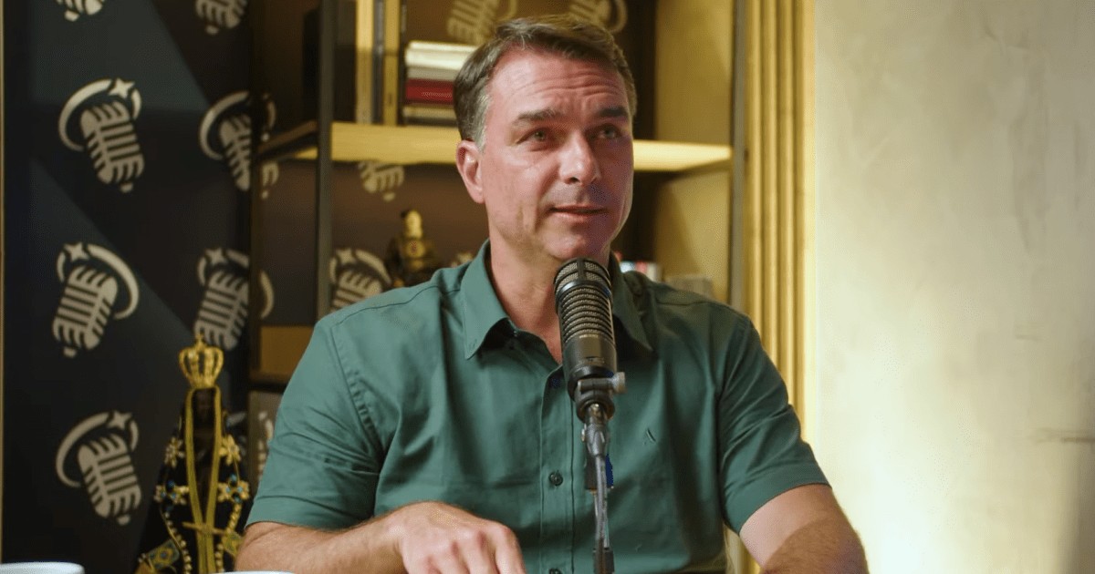 Flávio se beneficia do antipetismo dos eleitores, aponta especialista