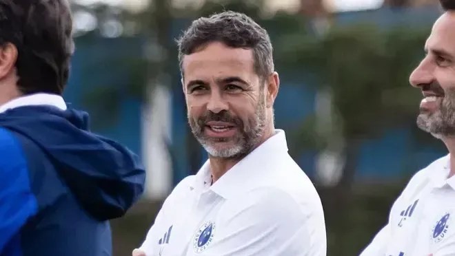 Artur Jorge revela objetivo de renovação com o Cruzeiro e cita rivais