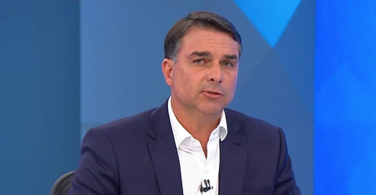 Análise: Flávio Bolsonaro testará terreno para 2º turno em debate